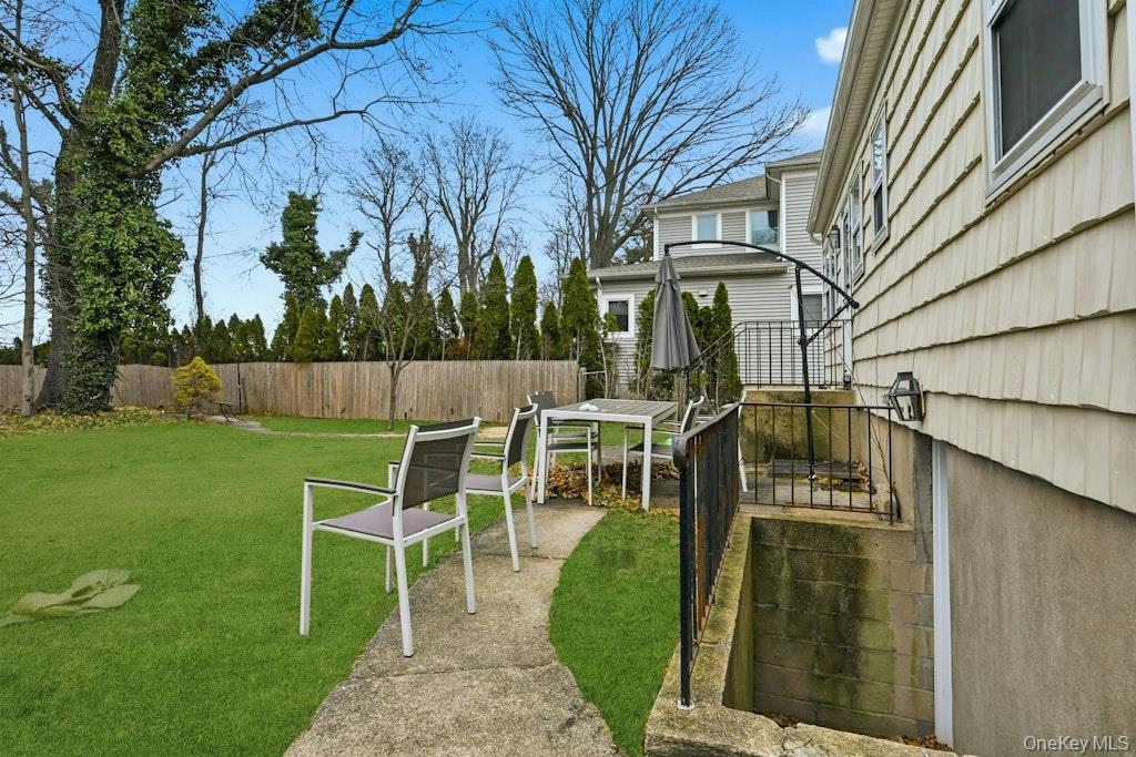 #3 photo, 15 School Street, Нассау ‖ Port Washington , NY 11050