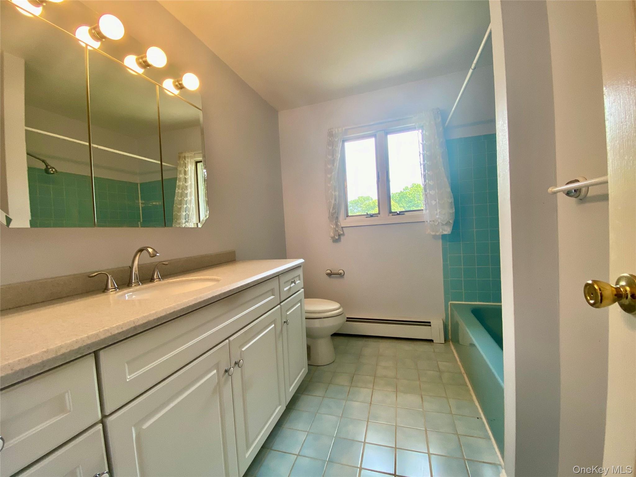 #11 photo, 21 Fairway Drive, South Setauket , NY 11720