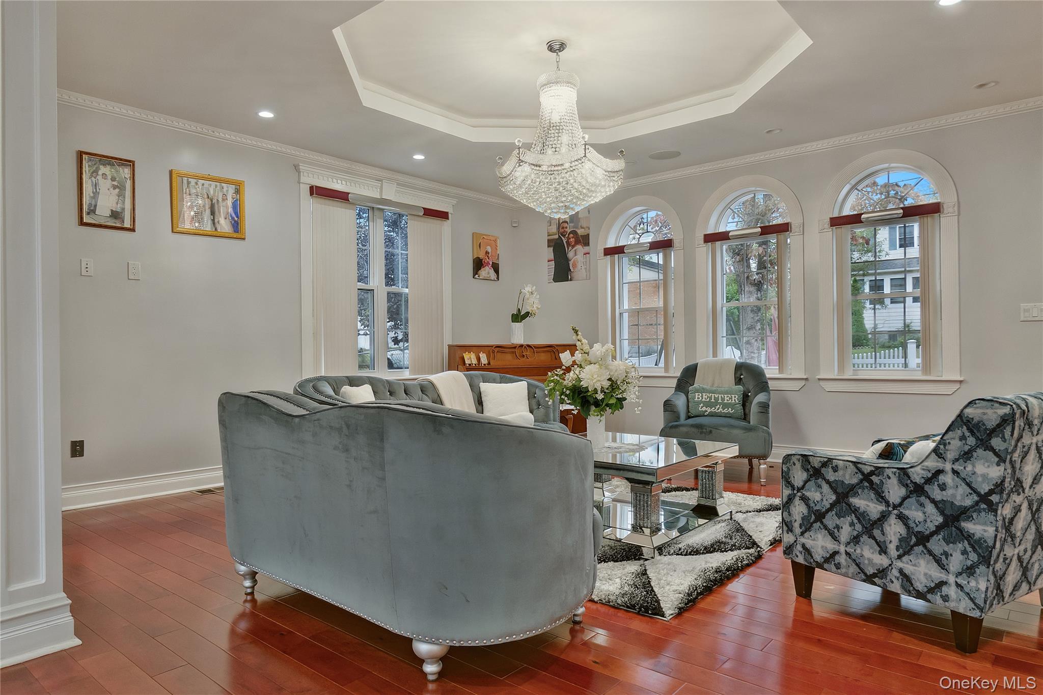 #6 photo, 19319 109th Road, कुईंस Saint Albans , NY 11412