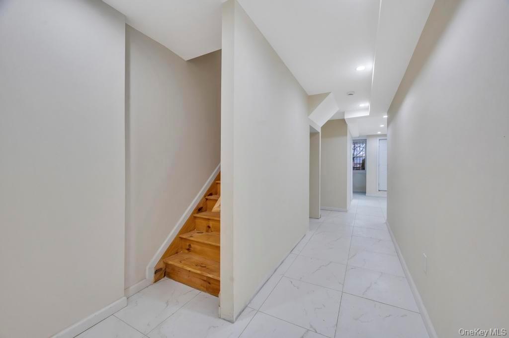 #18 photo, 8809 208th Street, Queens Village , NY 11427