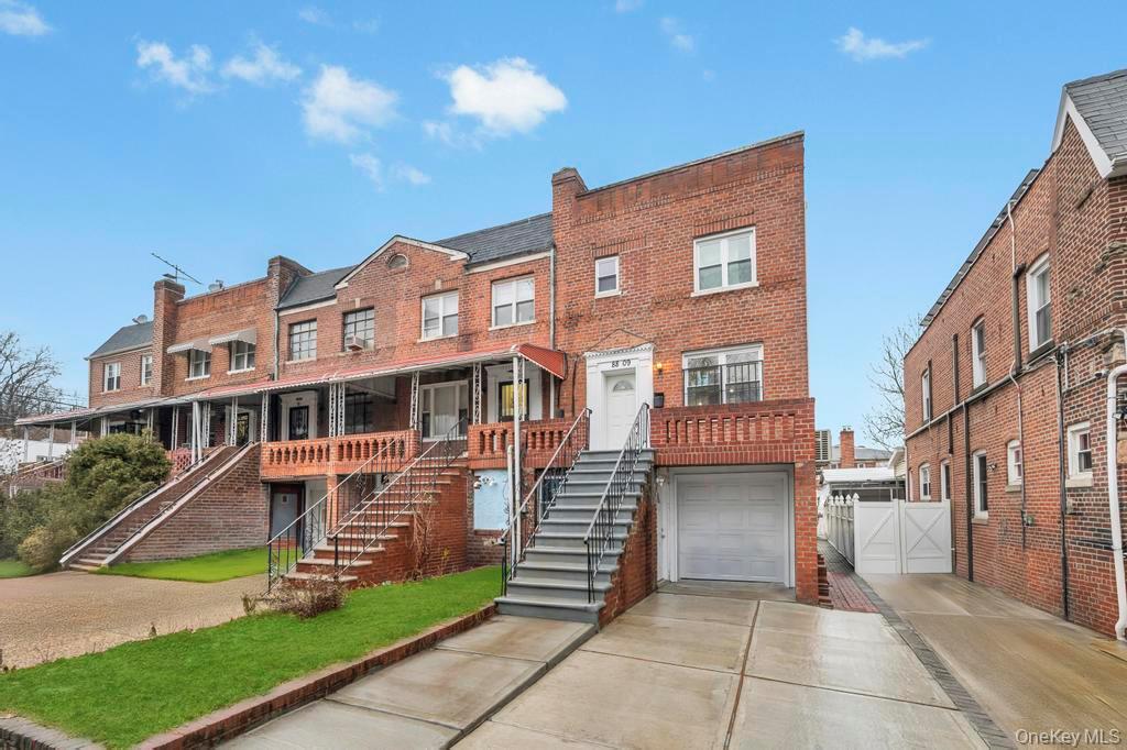 #4 photo, 8809 208th Street, Queens Village , NY 11427