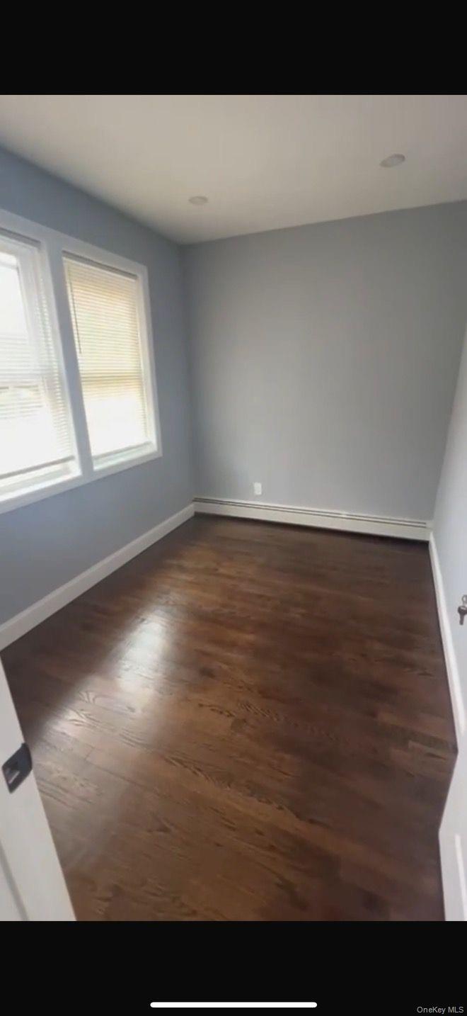 #6 photo, 27 Brook Avenue, Bay Shore , NY 11706