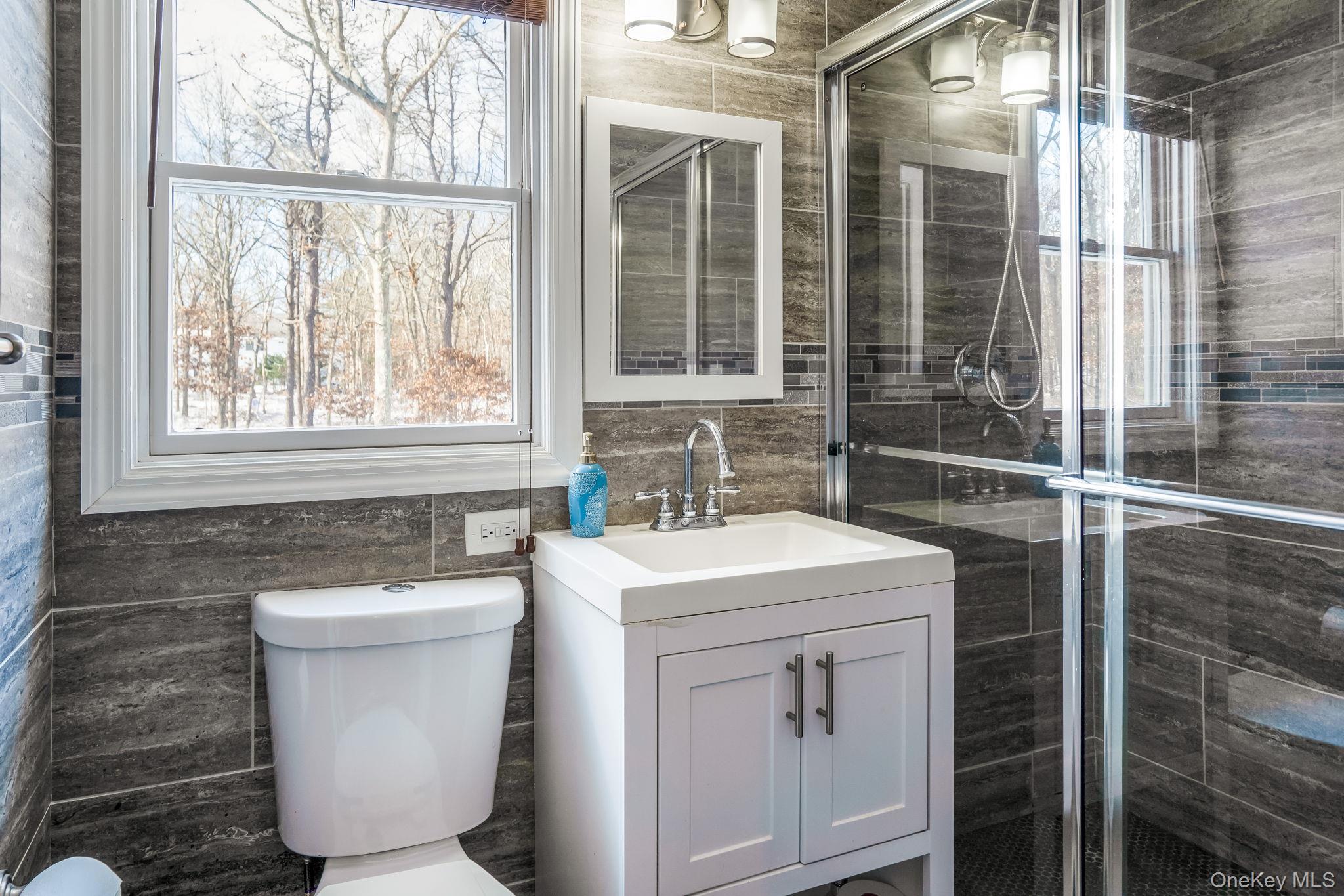 #12 photo, 400 Eastport Manor Road, Manorville , NY 11949