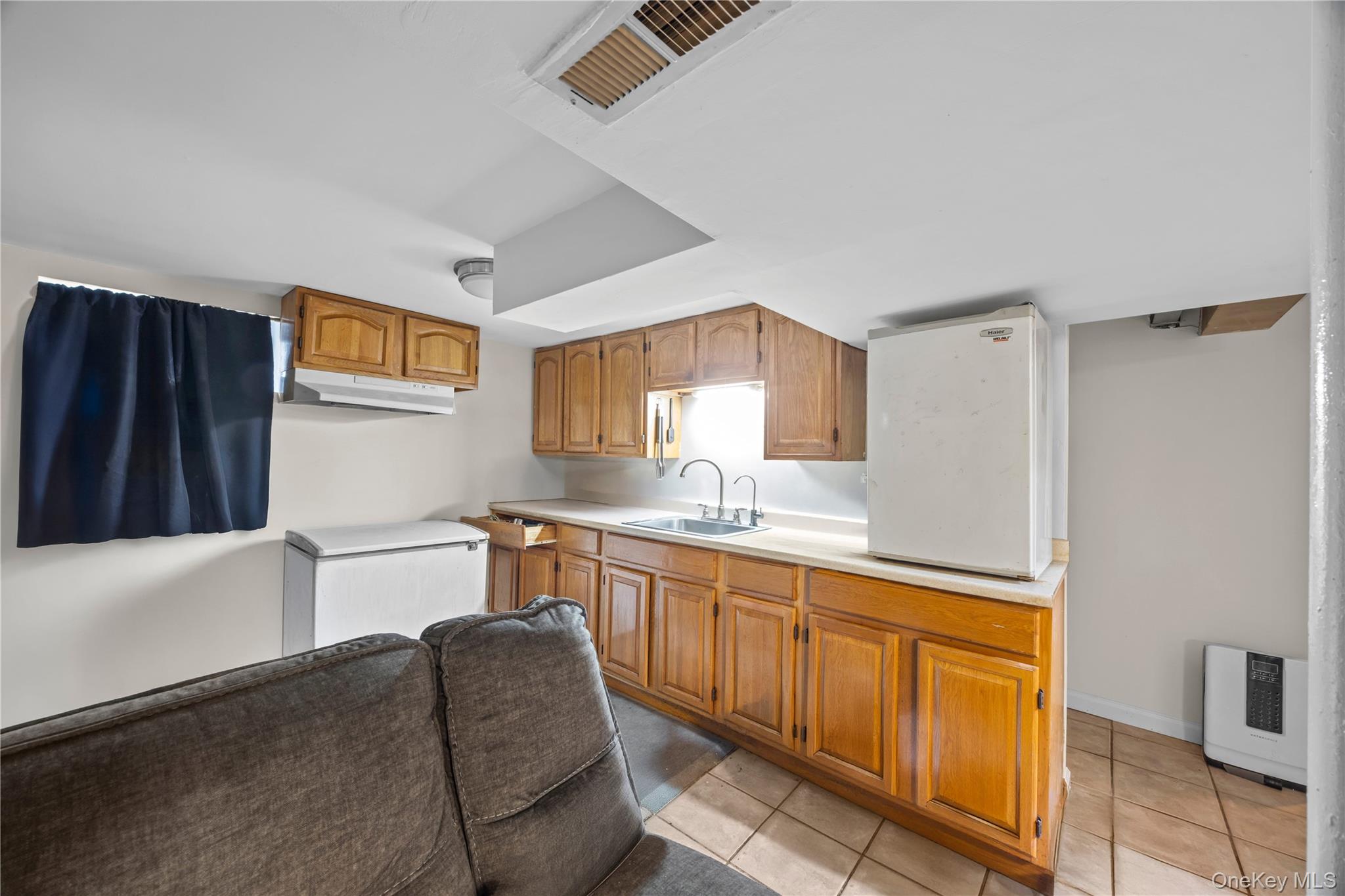 #19 photo, 24 Jackson Avenue, Elmont , NY 11003