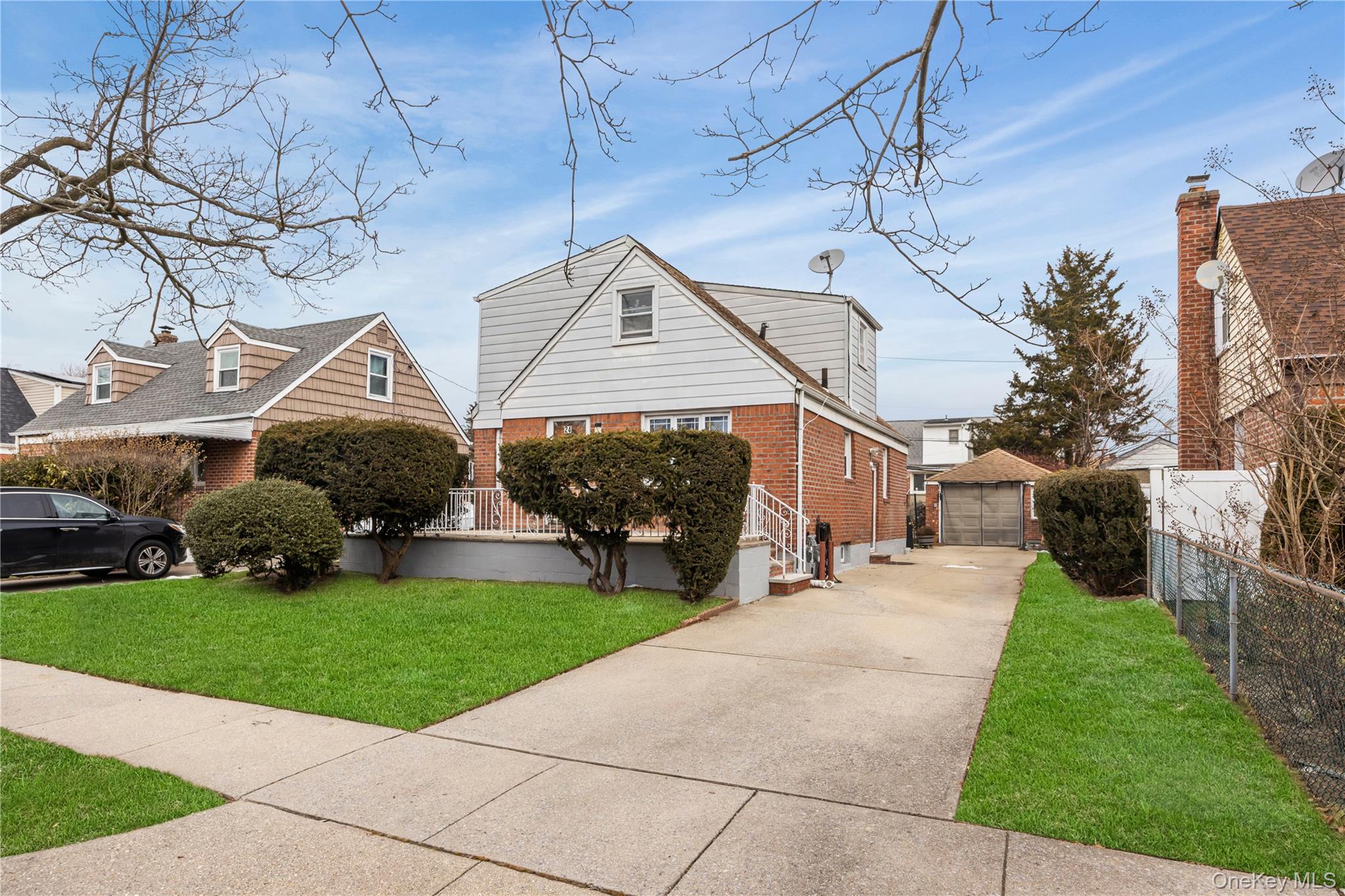 #4 photo, 24 Jackson Avenue, Elmont , NY 11003