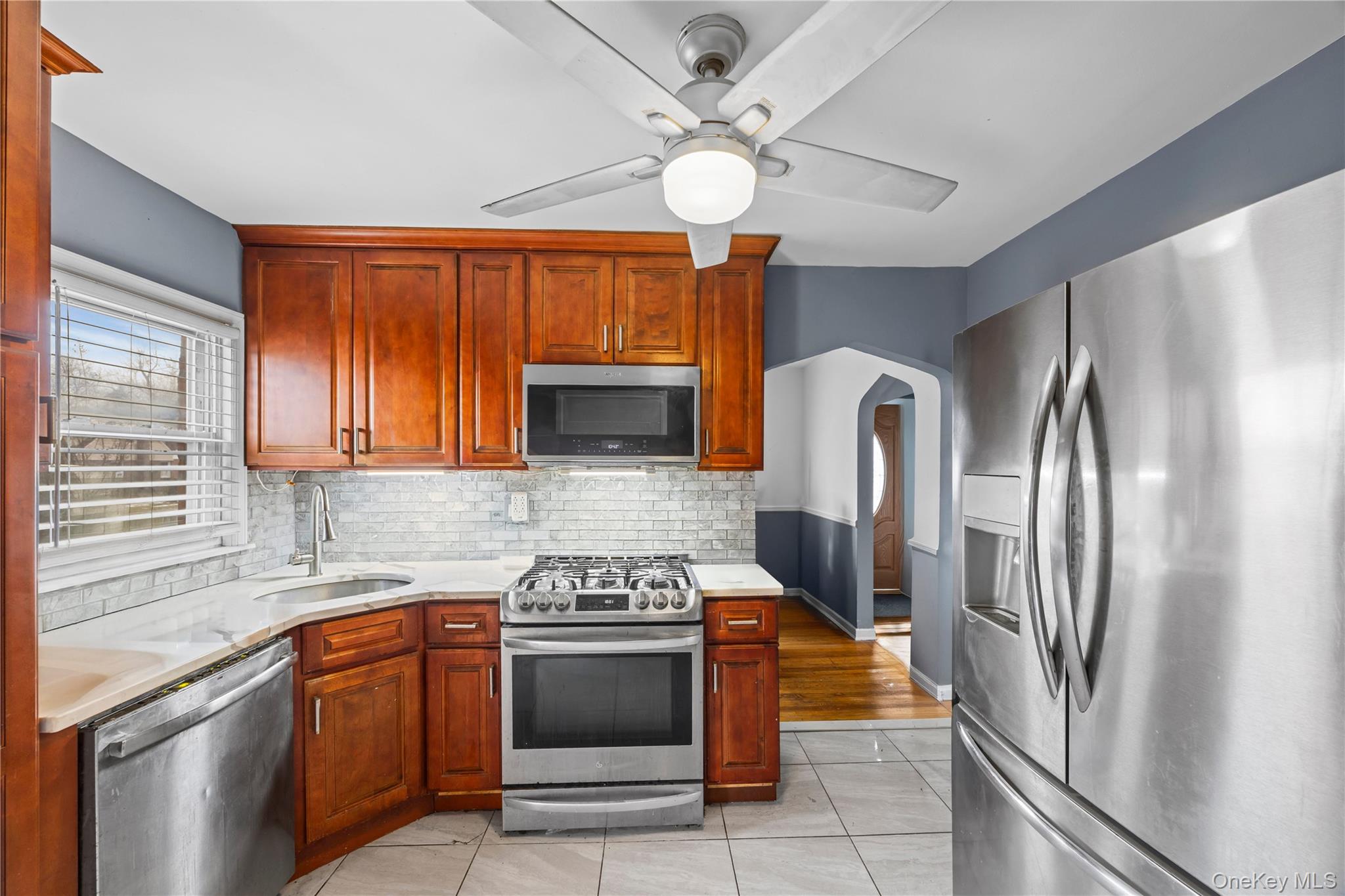 #9 photo, 24 Jackson Avenue, Elmont , NY 11003