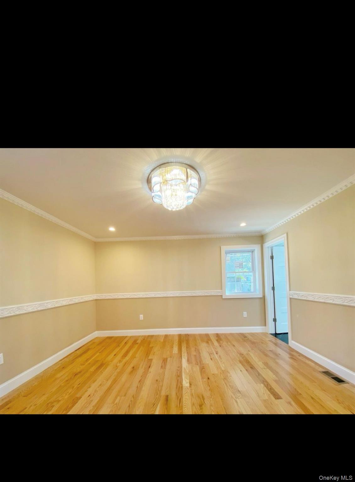 #4 photo, 11485 177th Place, Addisleigh Park , NY 11434