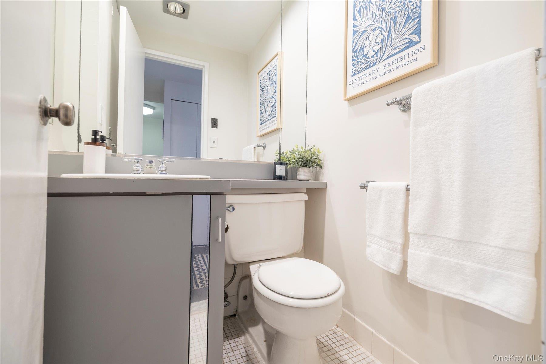 #14 photo, 2 Richmond Road, Lido Beach , NY 11561