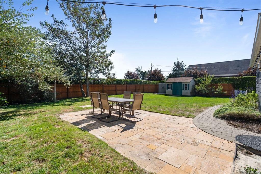 #3 photo, 25 Gardners Lane, سوفولك Hampton Bays , NY 11946