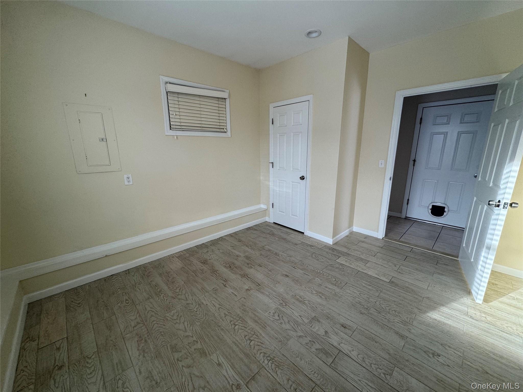 #9 photo, 25 Gardners Lane, سوفولك Hampton Bays , NY 11946