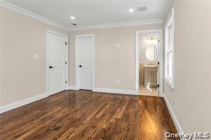 #16 photo, 9 Briggs Street, Hicksville , NY 11801