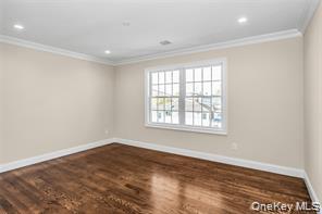 #20 photo, 9 Briggs Street, Hicksville , NY 11801