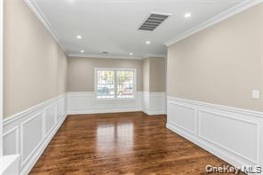 #3 photo, 9 Briggs Street, Hicksville , NY 11801