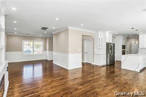 #8 photo, 9 Briggs Street, Hicksville , NY 11801