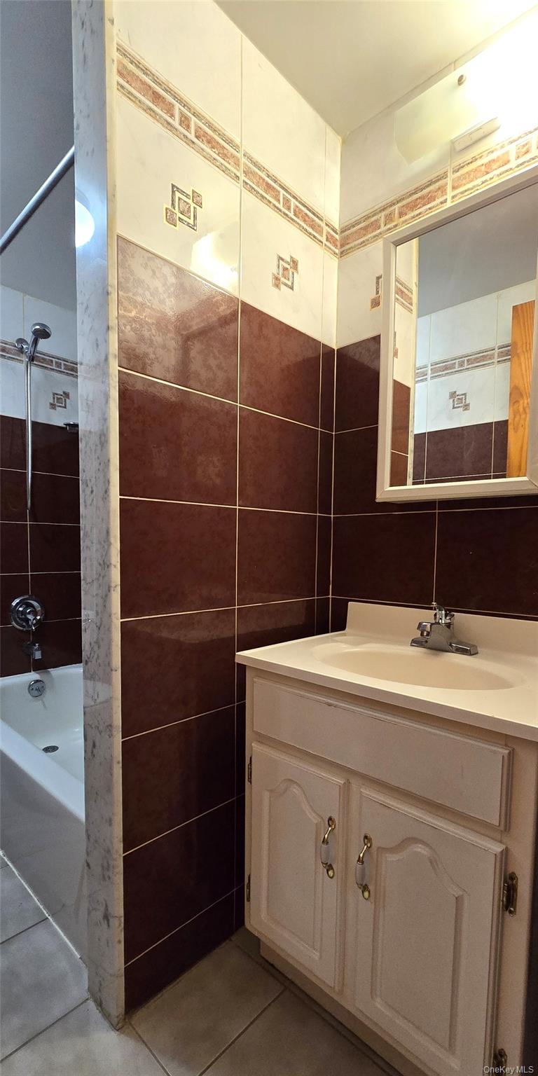 #14 photo, 29-15 31st Avenue, 皇后區 阿士多利亚 Astoria , NY 11106