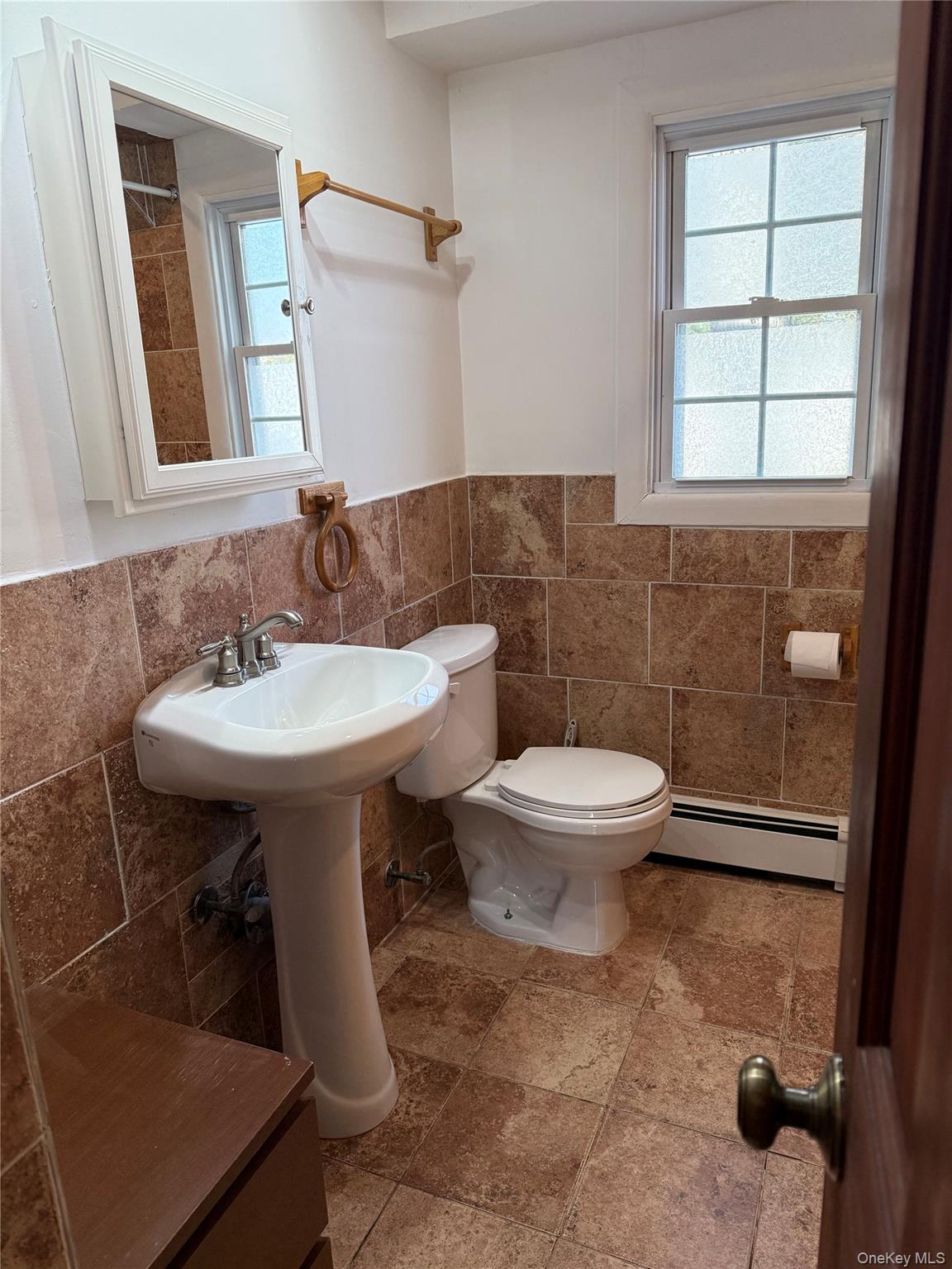 #12 photo, 7 Grange Street, Huntington , NY 11743