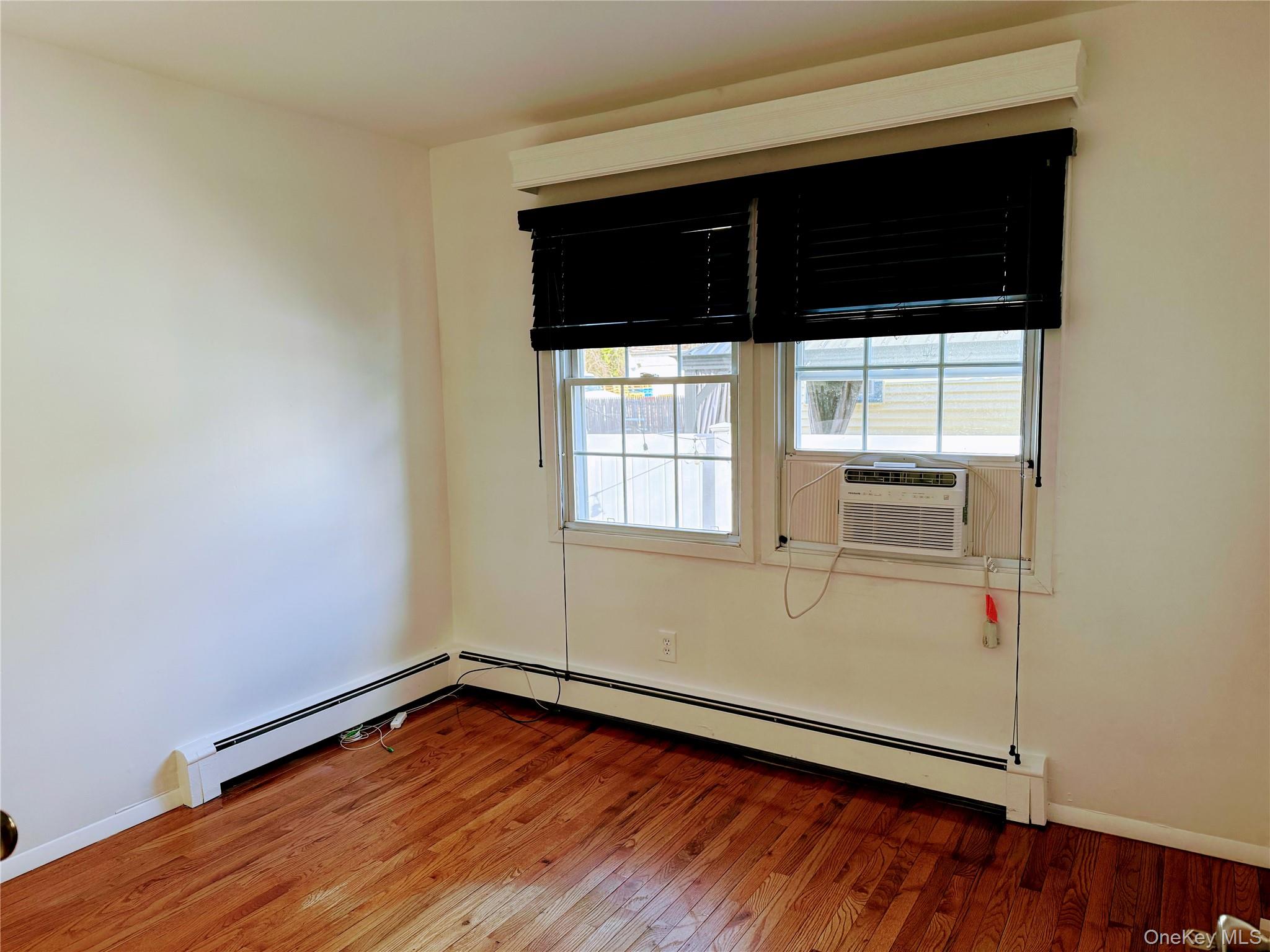 #15 photo, 7 Grange Street, Huntington , NY 11743