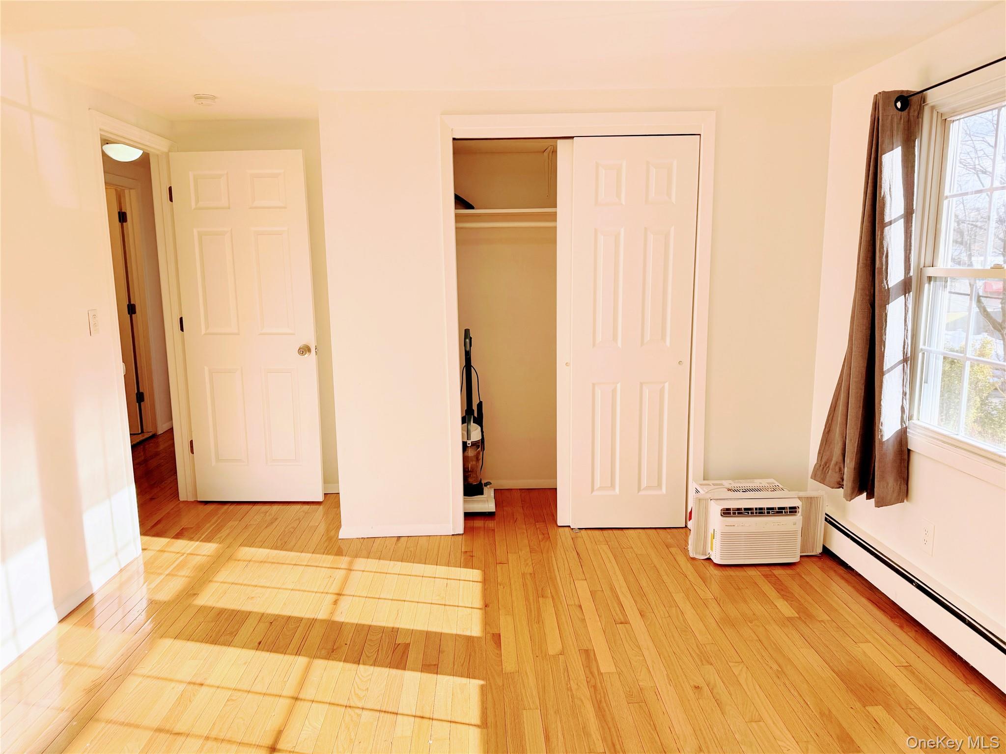 #10 photo, 7 Grange Street, Huntington , NY 11743