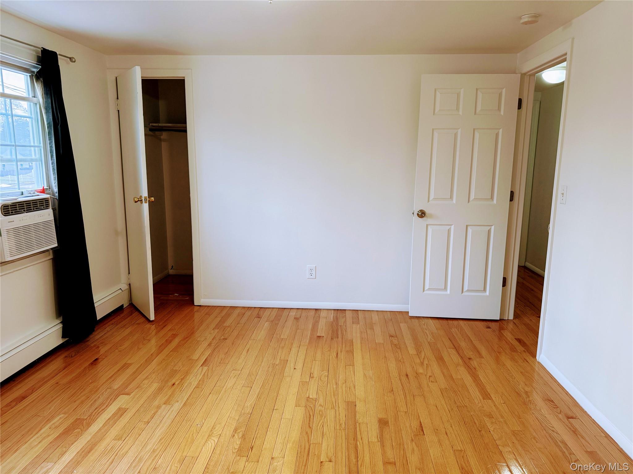 #12 photo, 7 Grange Street, Huntington , NY 11743