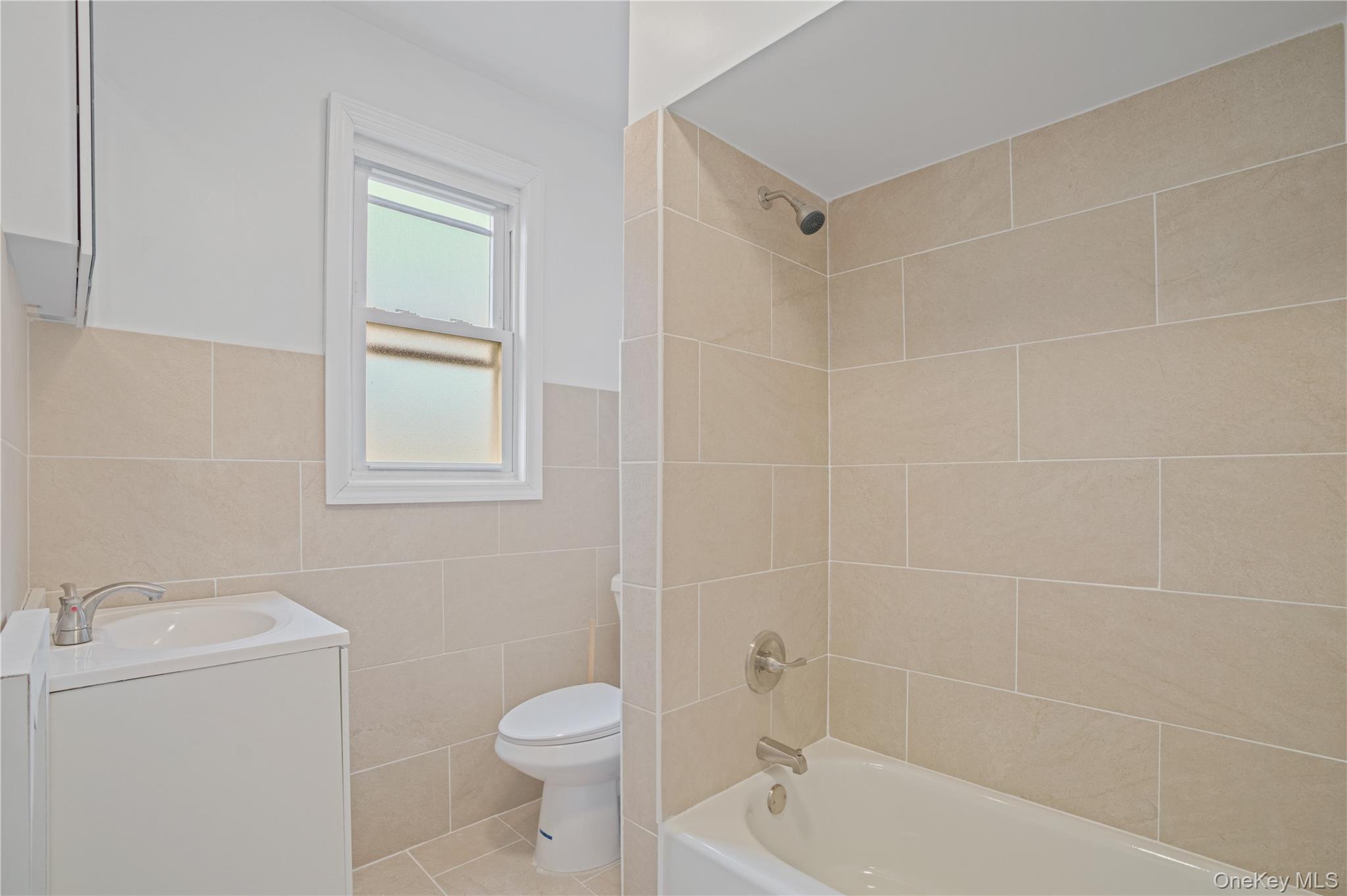 #20 photo, 9020 205th Street, Hollis , NY 11423