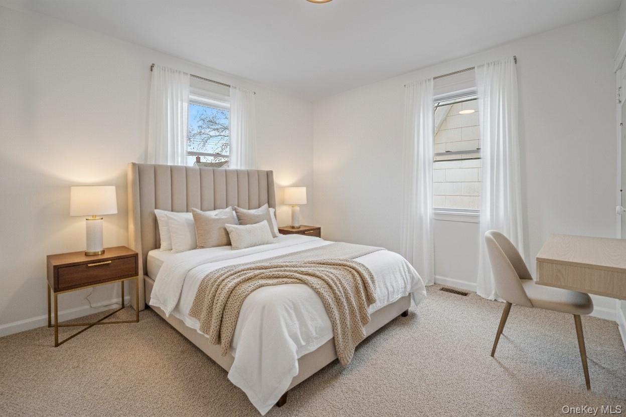 #6 photo, 9020 205th Street, Hollis , NY 11423