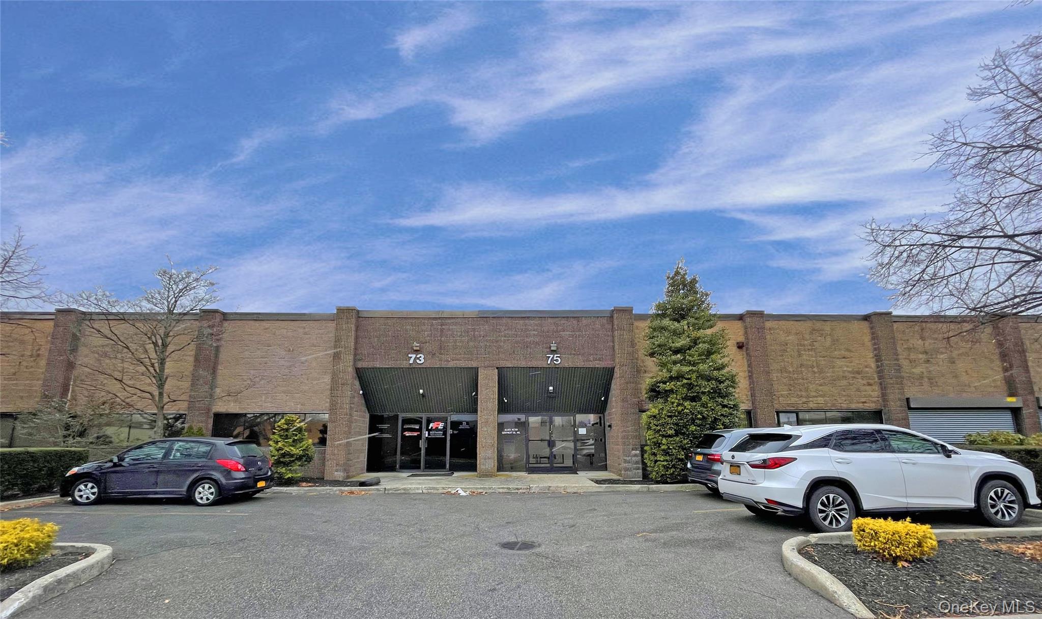 #15 photo, 75 E Jefryn Boulevard, Deer Park , NY 11729