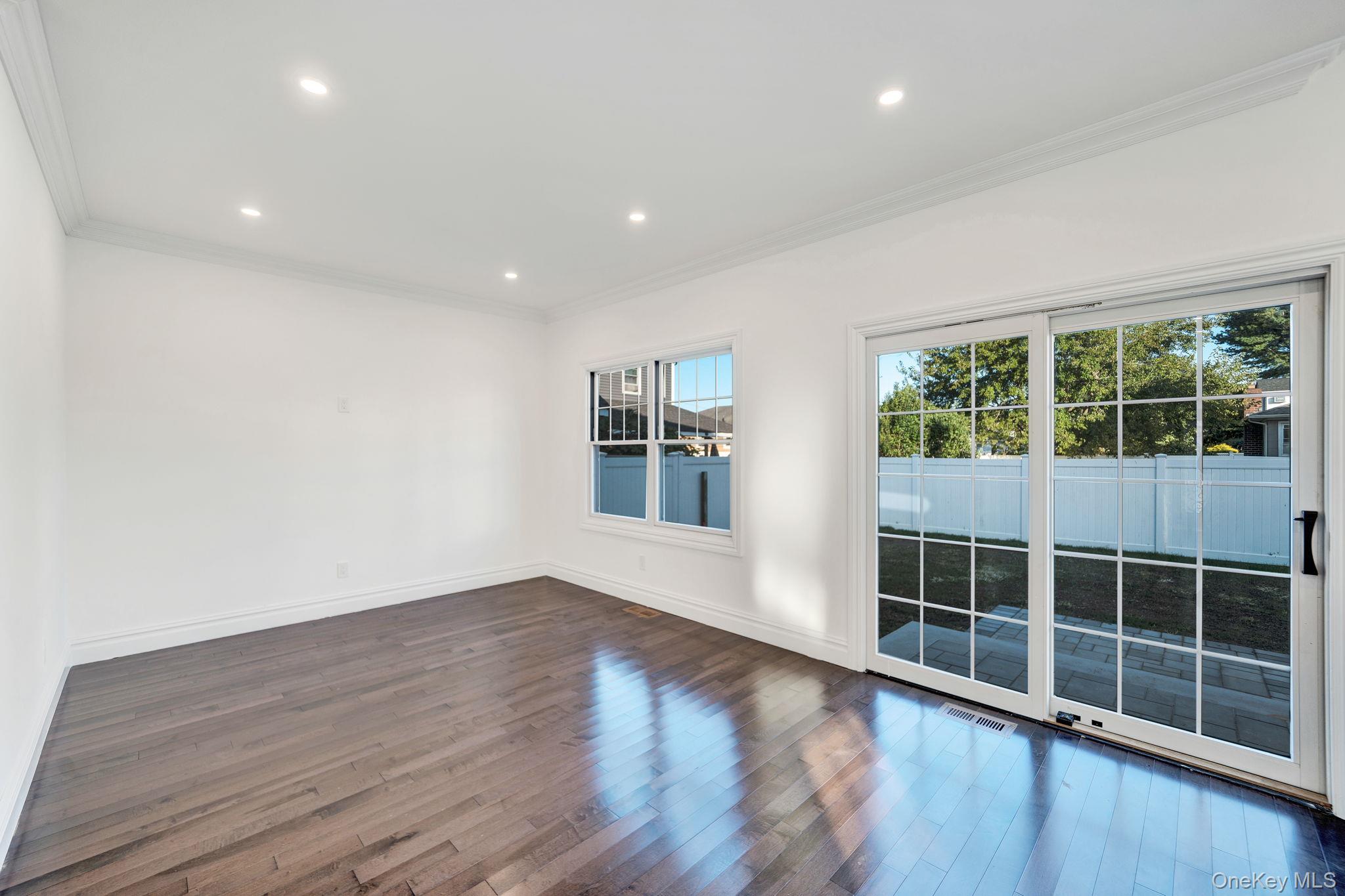 #10 photo, 47 E. Cherry Street, Hicksville , NY 11801