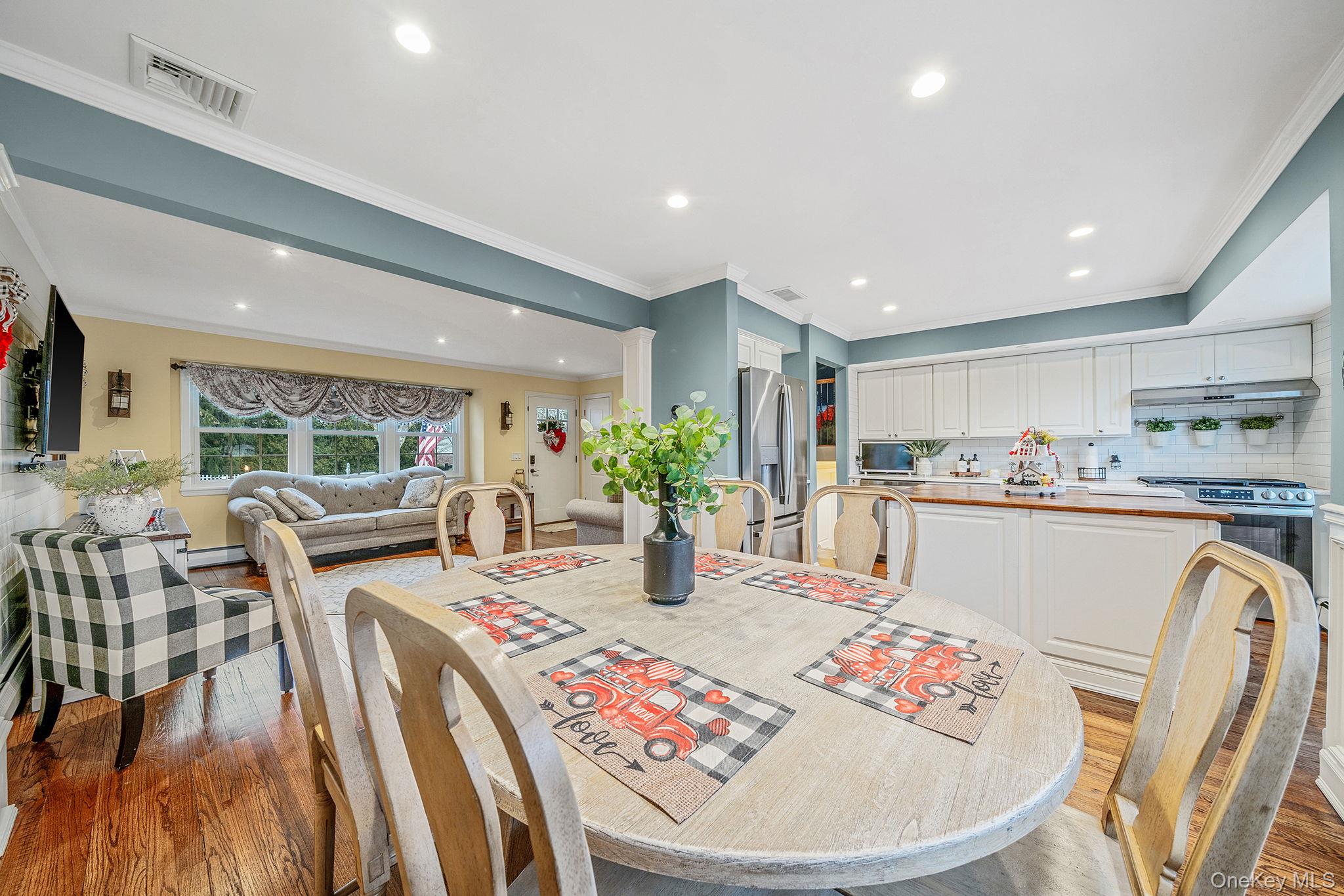 #15 photo, 68 Elder Drive, Commack , NY 11725