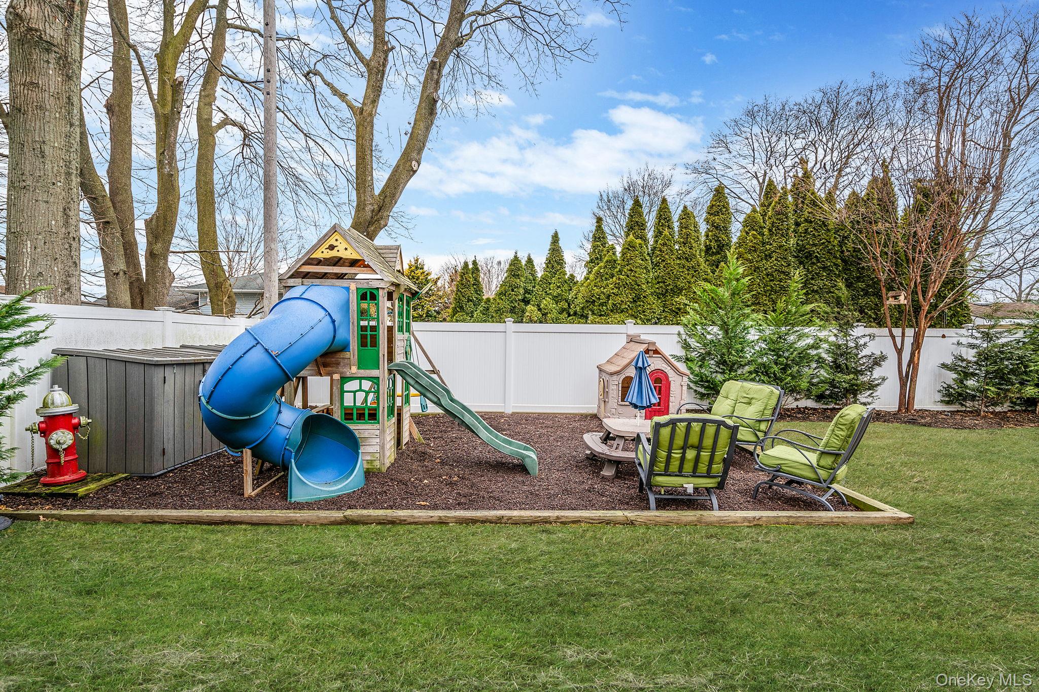 #7 photo, 68 Elder Drive, Commack , NY 11725