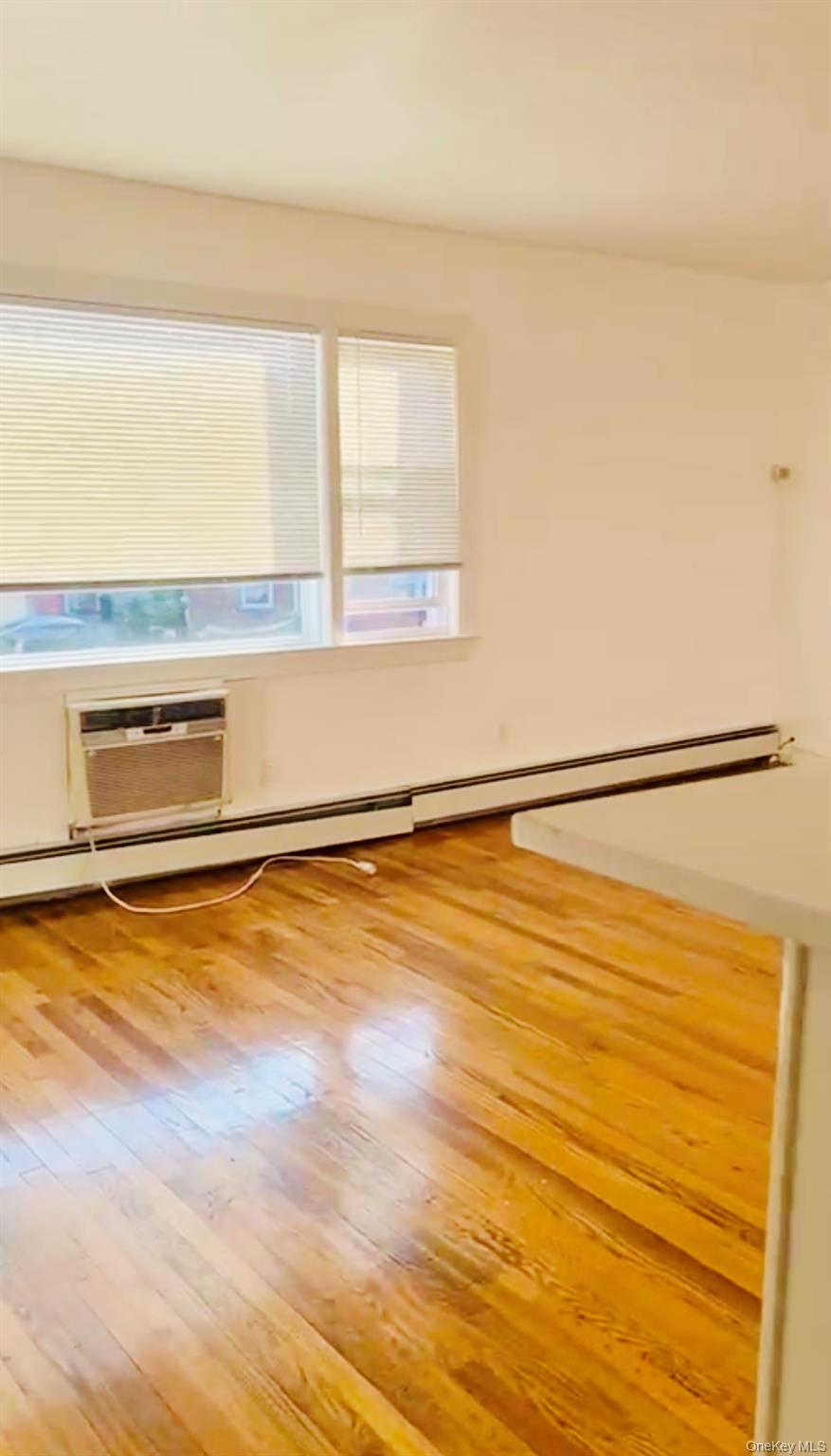 #3 photo, 11806 179th Street, Saint Albans , NY 11434