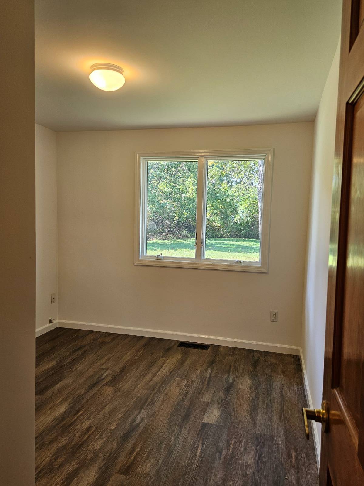 #17 photo, 200 CENTRAL AVE, Bohemia , NY 11716