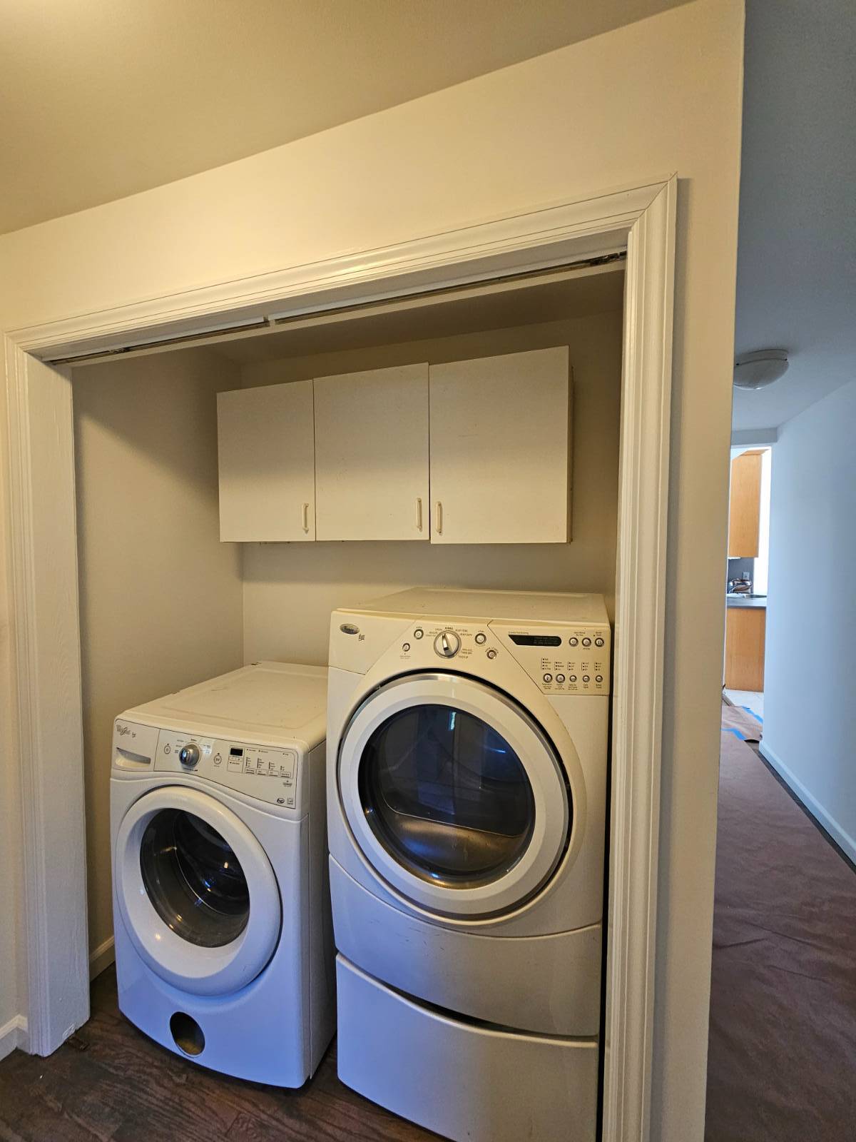 #21 photo, 200 CENTRAL AVE, Bohemia , NY 11716