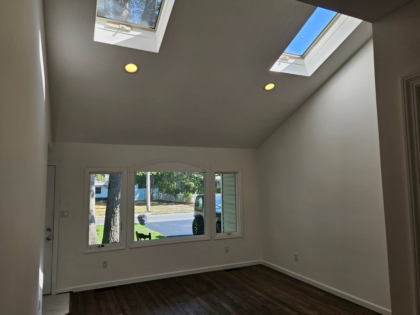 #3 photo, 200 CENTRAL AVE, Bohemia , NY 11716