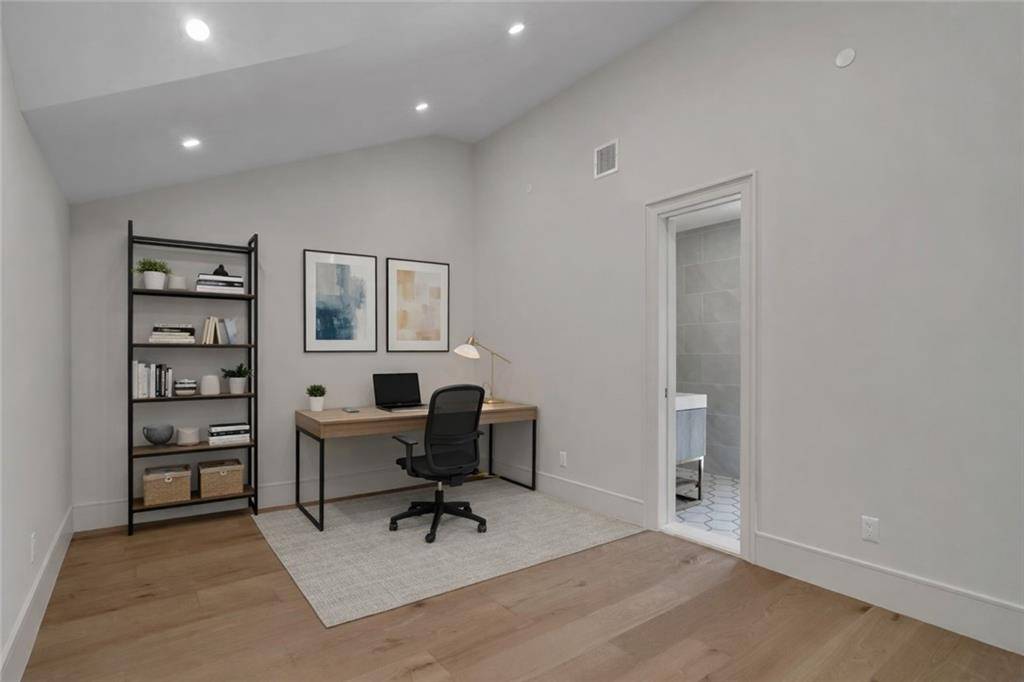 #12 photo, 372 92nd St, #2B, ब्रुकलीन Fort Hamilton , NY 11209