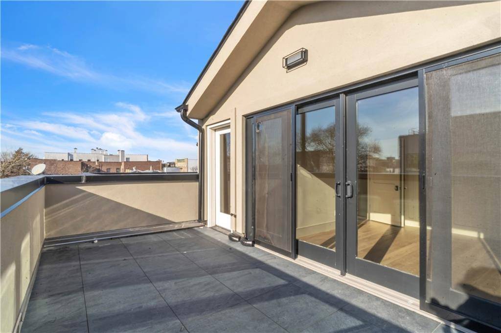 #21 photo, 372 92nd St, #2B, ब्रुकलीन Fort Hamilton , NY 11209