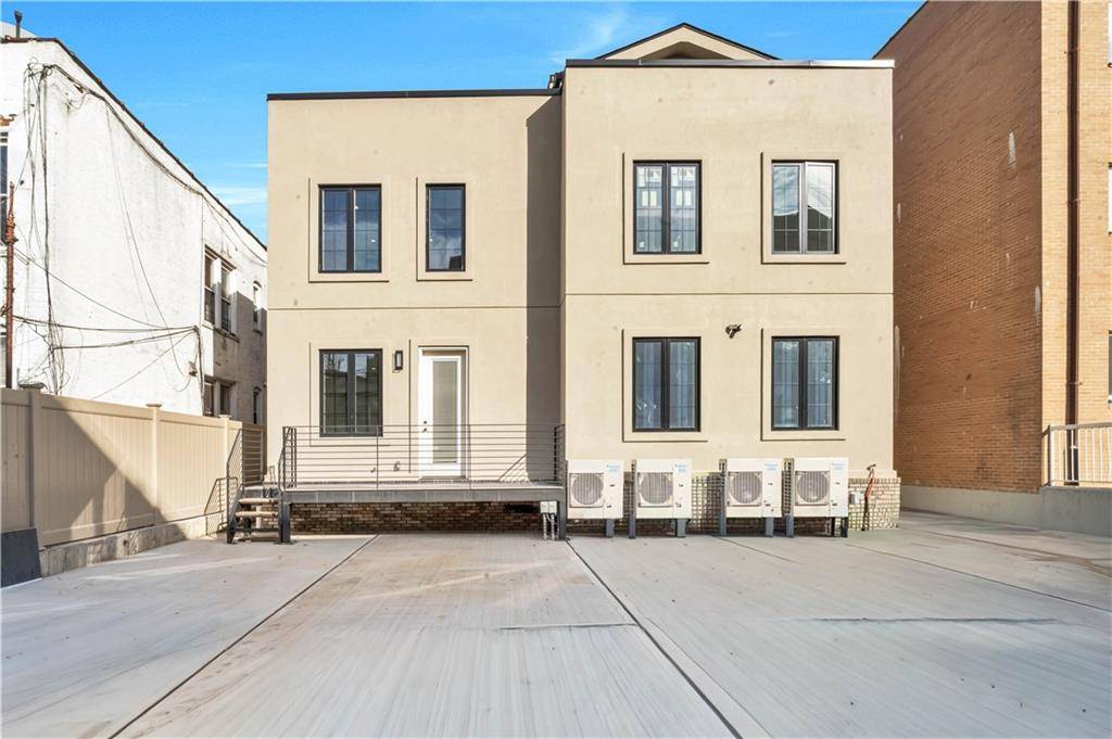 #23 photo, 372 92nd St, #2B, ब्रुकलीन Fort Hamilton , NY 11209