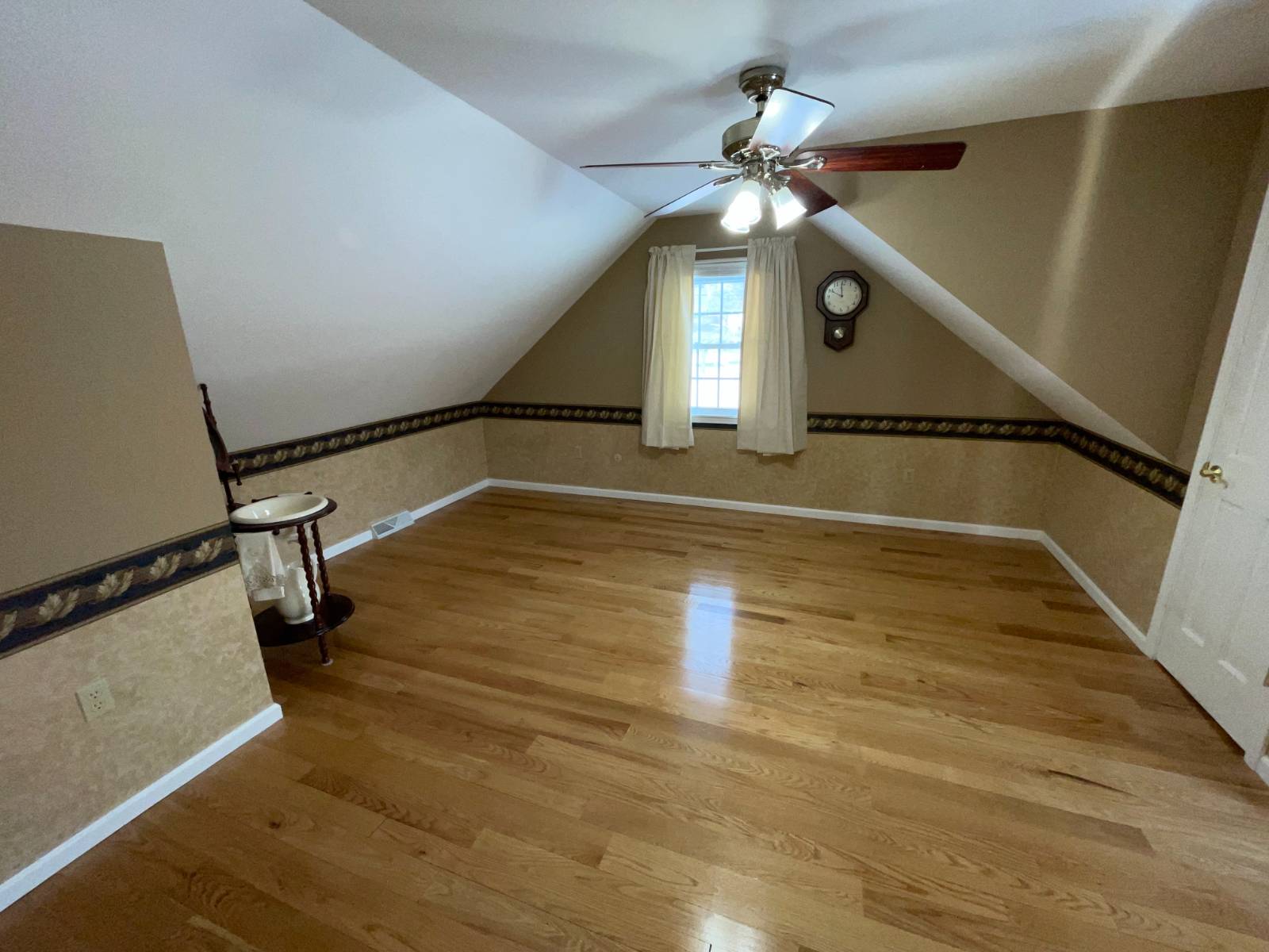 #58 photo, 382 Old Rd, Cropseyville , NY 12052