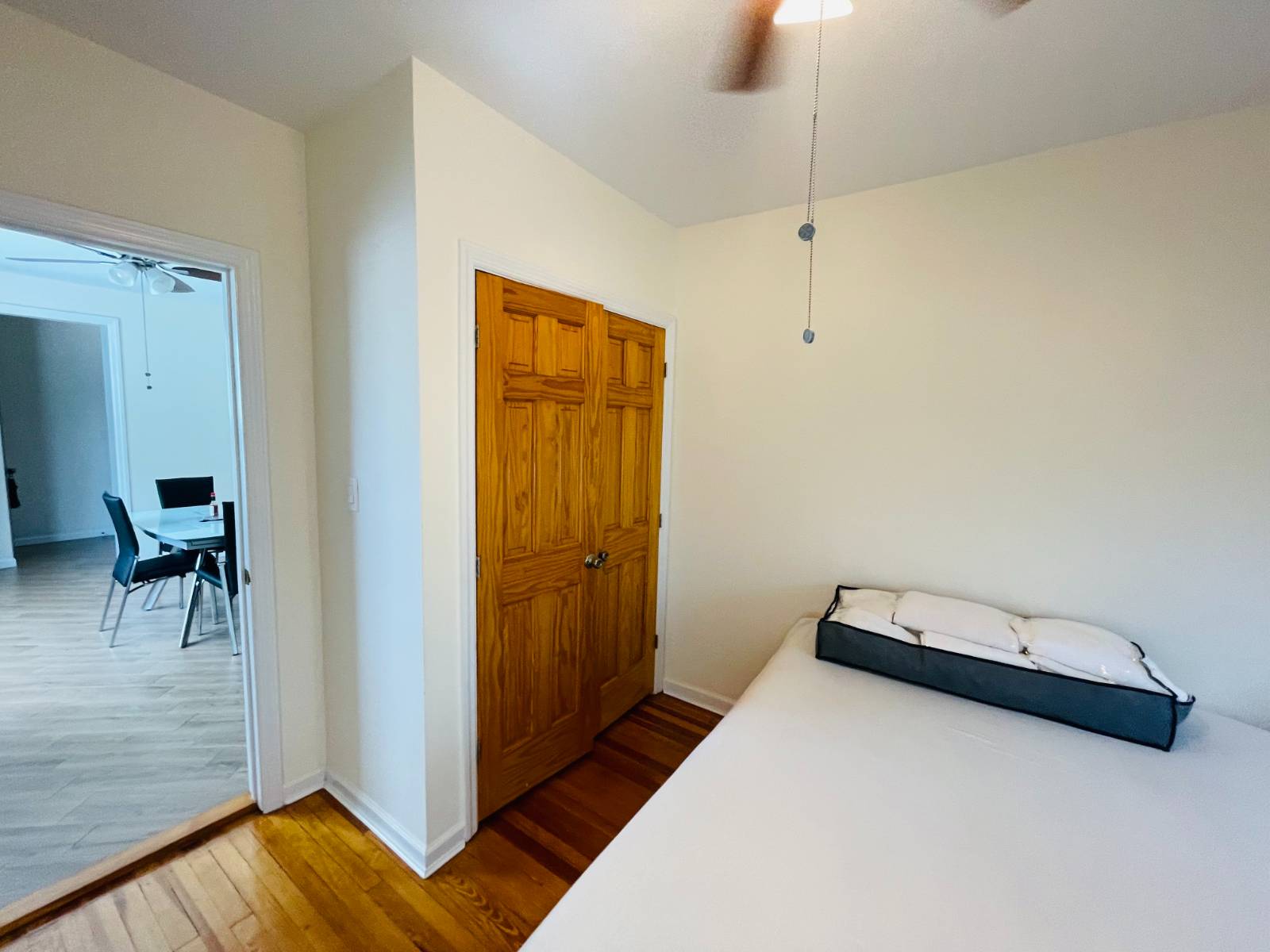 #7 photo, 27 1ST, नासाउ काउंटी Glen Cove , NY 11542