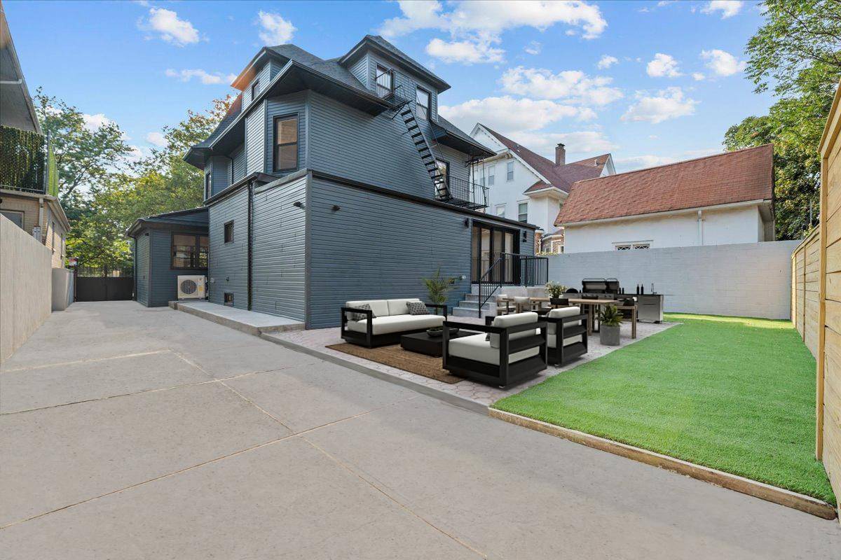 #13 photo, 2729 Bedford Ave, DITMAS PARK , NY 11210