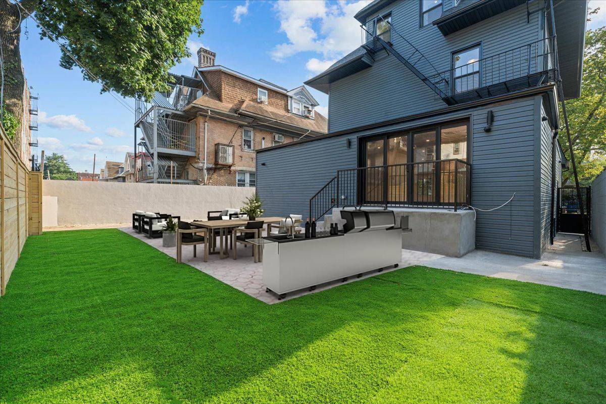 #14 photo, 2729 Bedford Ave, DITMAS PARK , NY 11210