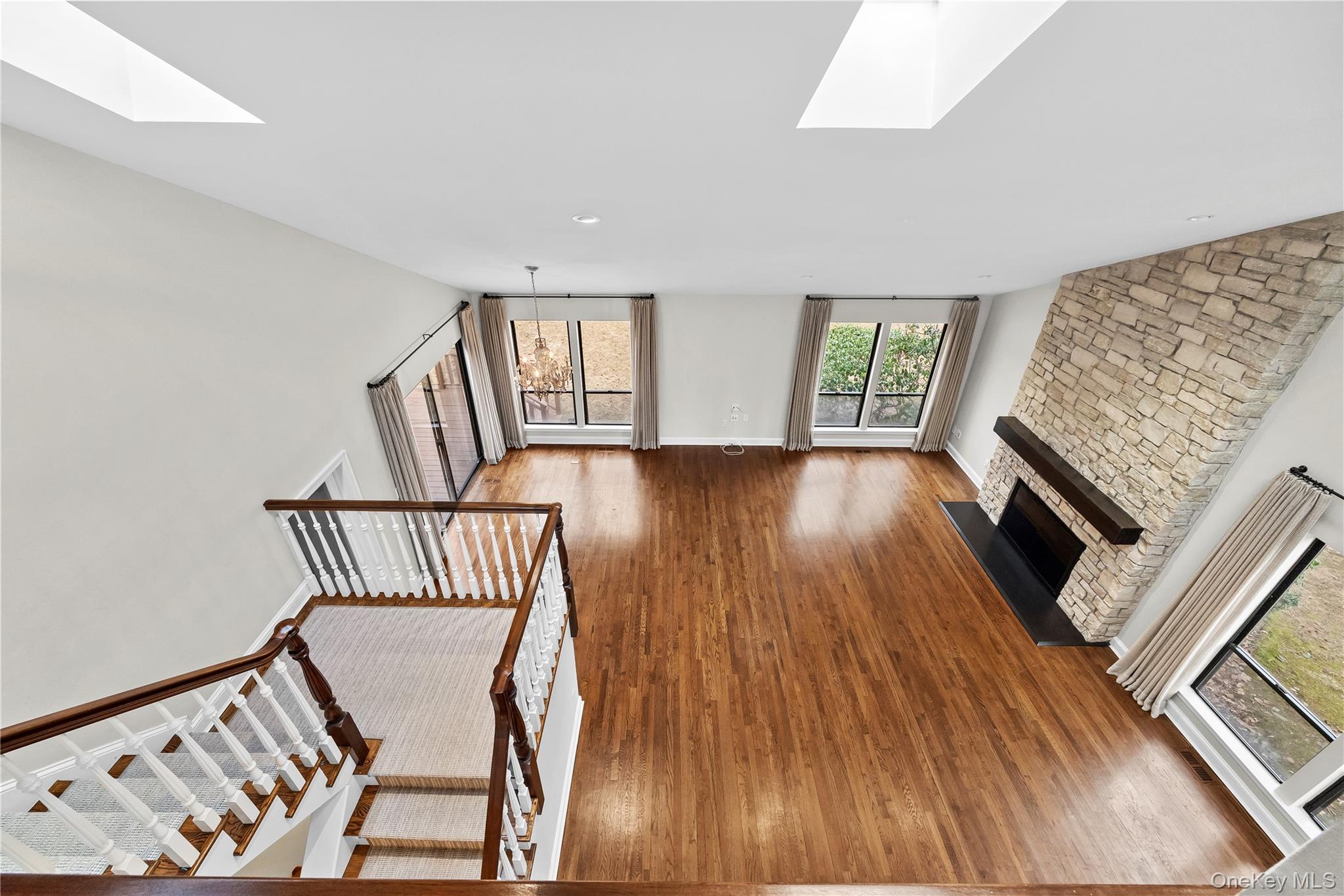 #12 photo, 1 Yale Drive, Manhasset , NY 11030