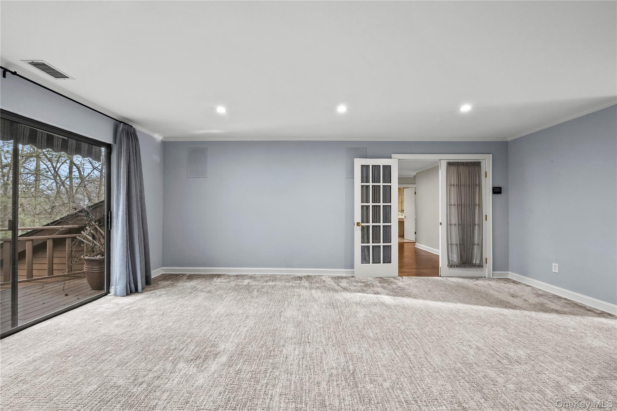 #15 photo, 1 Yale Drive, Manhasset , NY 11030