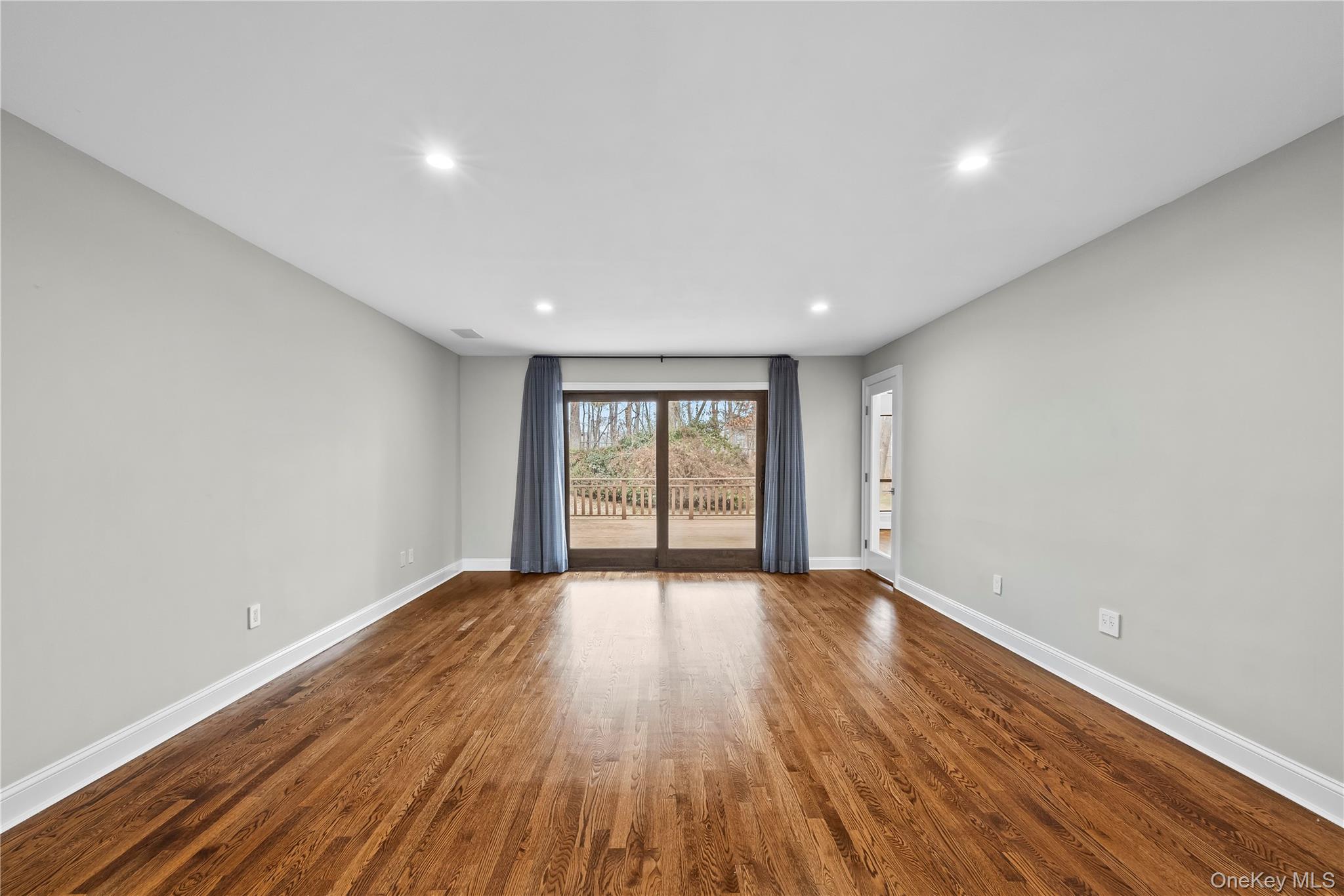 #9 photo, 1 Yale Drive, Manhasset , NY 11030