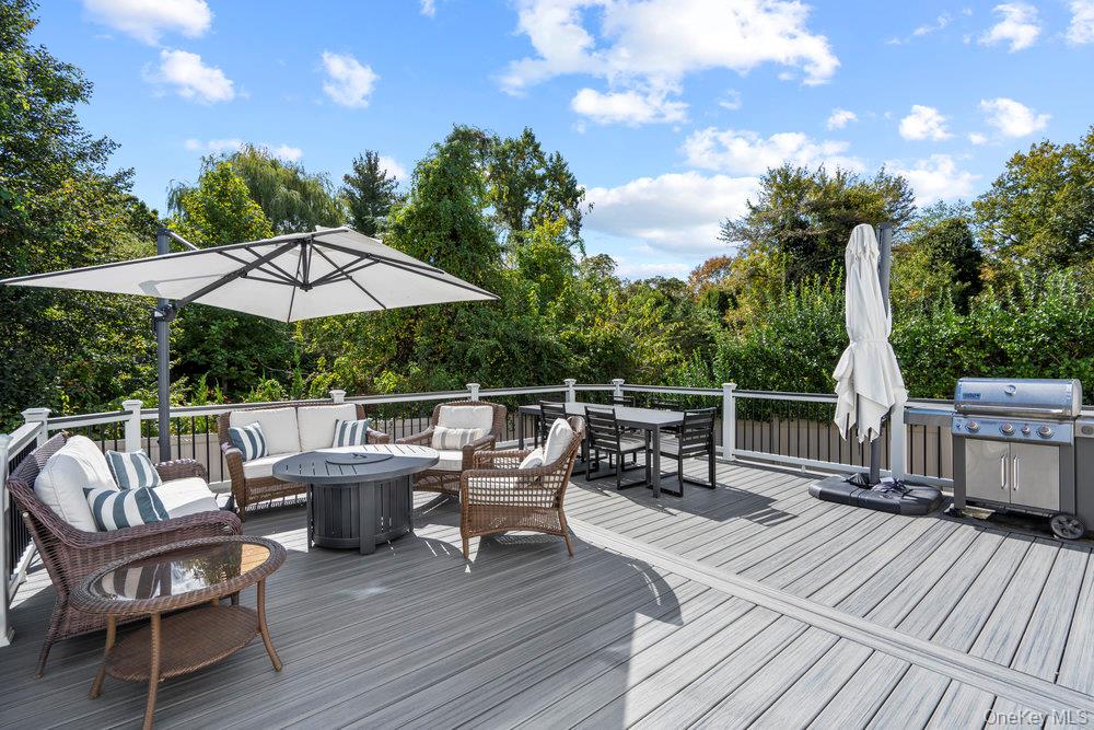 #19 photo, 1330 Bea Court, East Meadow , NY 11554