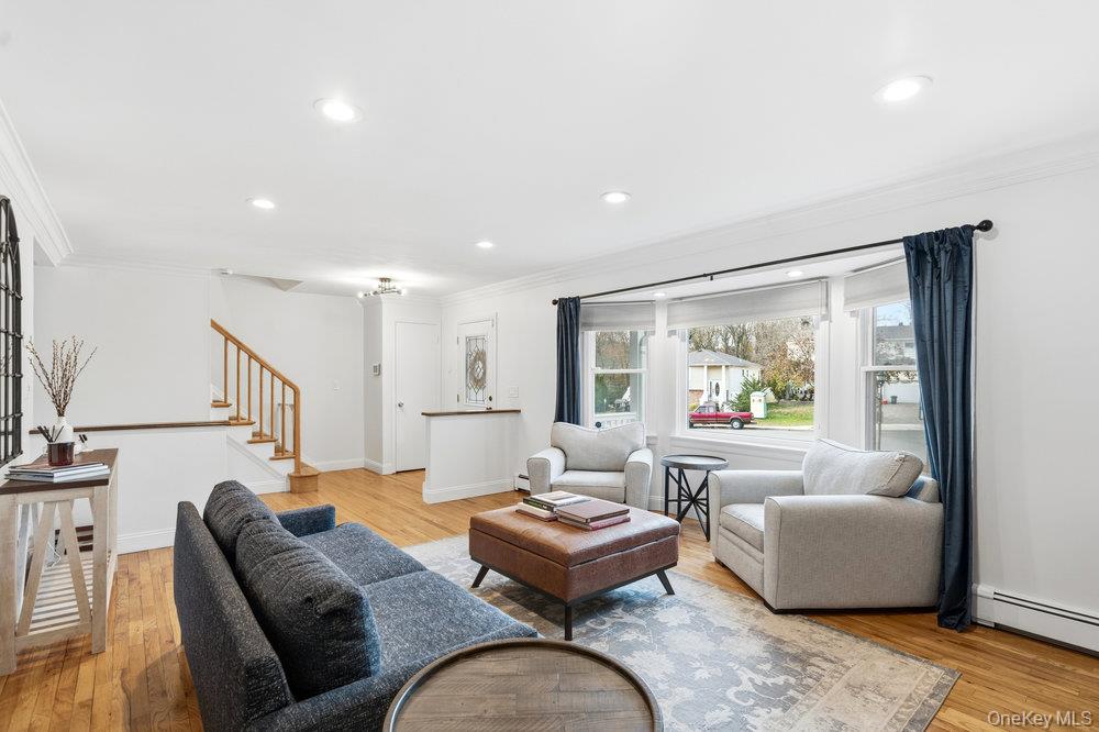 #3 photo, 1330 Bea Court, East Meadow , NY 11554