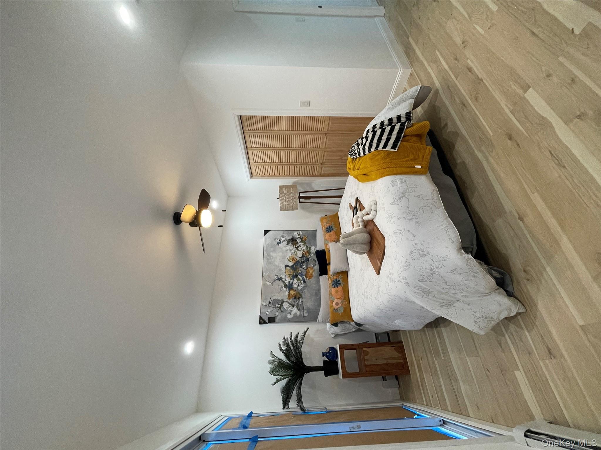 #10 photo, 136-18 221st Street, كوينز Laurelton , NY 11413