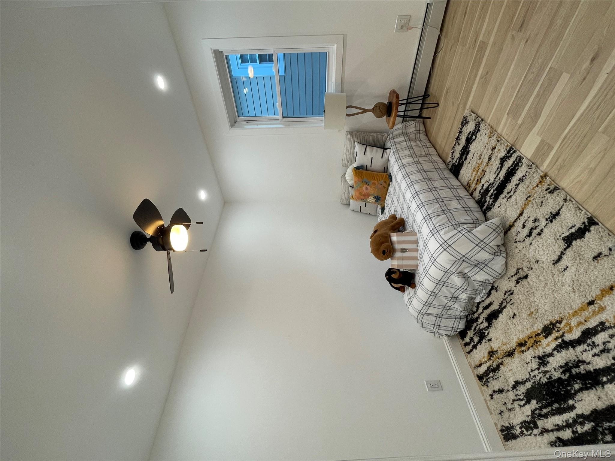 #11 photo, 136-18 221st Street, كوينز Laurelton , NY 11413