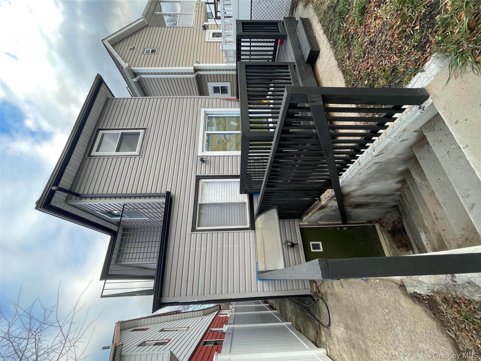 #2 photo, 136-18 221st Street, كوينز Laurelton , NY 11413