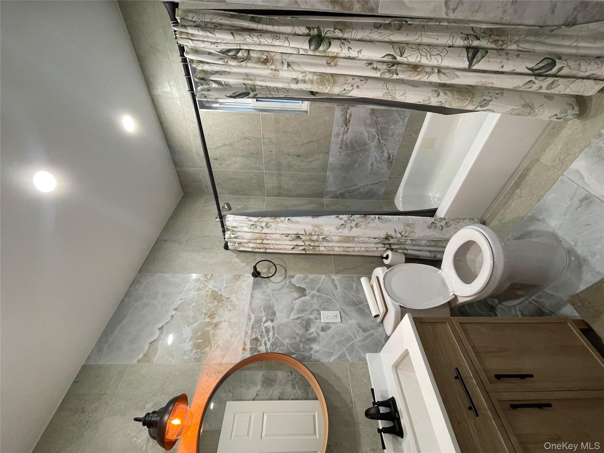 #8 photo, 136-18 221st Street, كوينز Laurelton , NY 11413