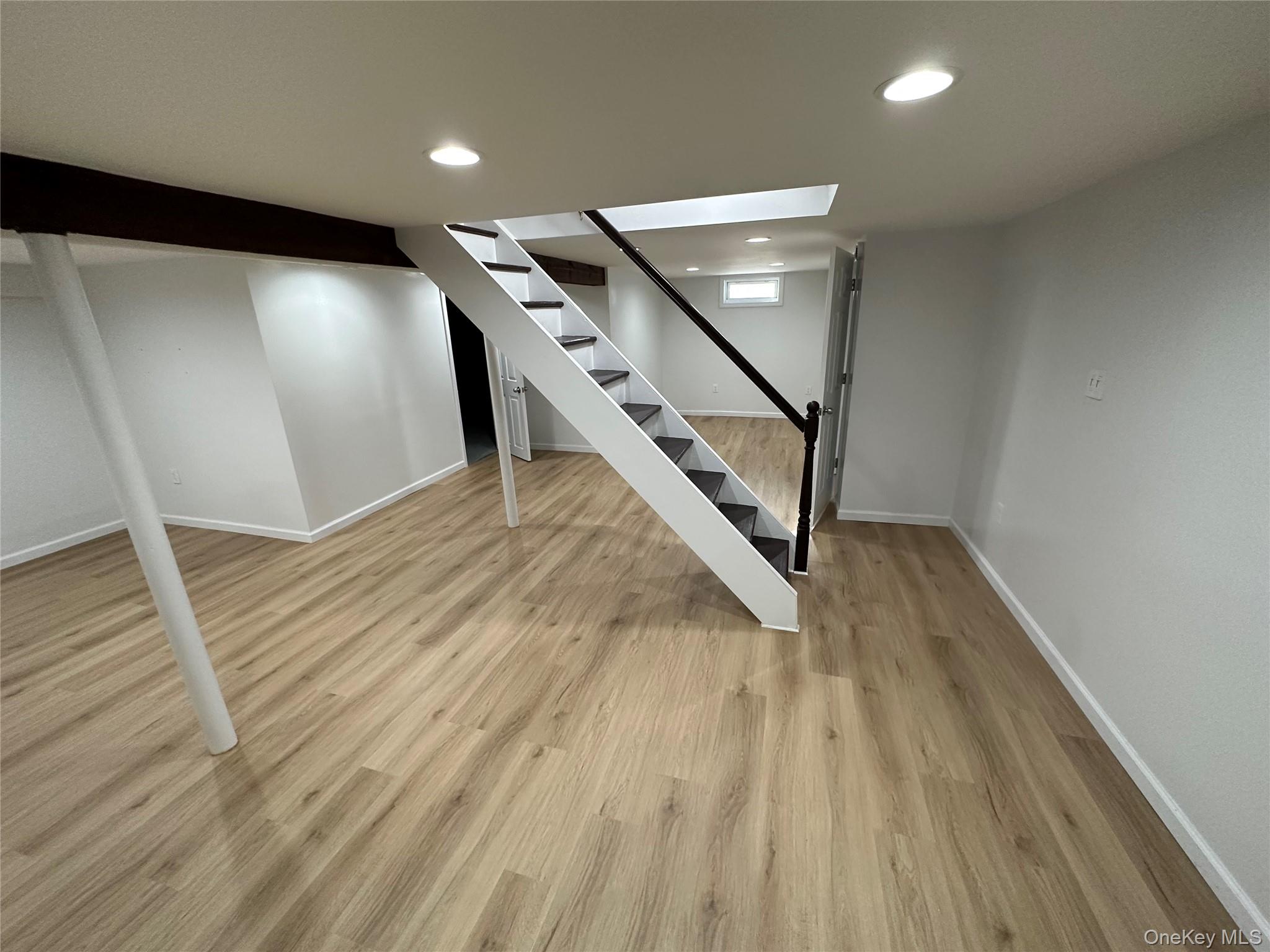 #14 photo, 75 Cornwell Avenue, Williston Park , NY 11596